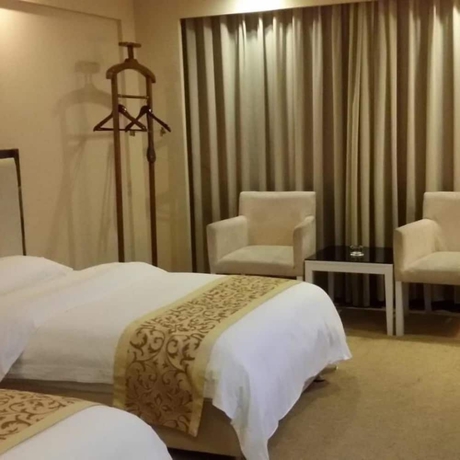 Imagen de la habitación del Hotel Junyue. Foto 5