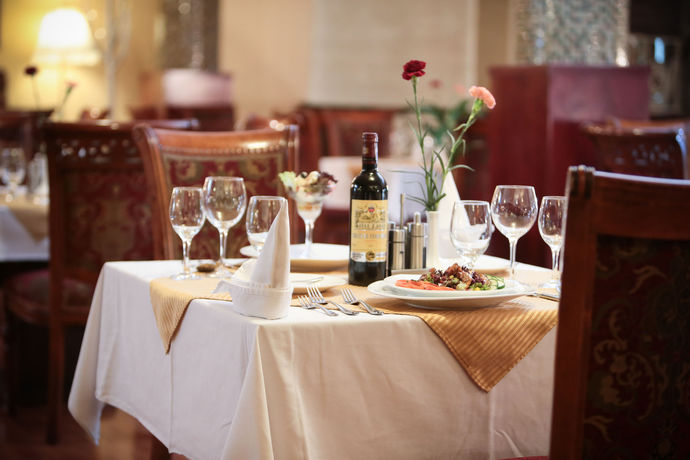 Imagen del bar/restaurante del Hotel Jupiter International Cazanchis. Foto 3