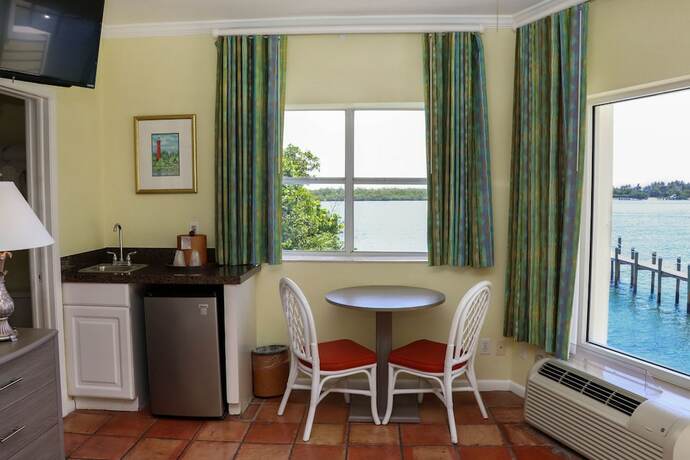 Imagen de la habitación del Hotel Jupiter Waterfront Inn. Foto 14