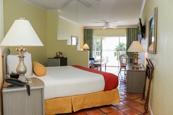 Imagen de la habitación del Hotel Jupiter Waterfront Inn. Foto 16