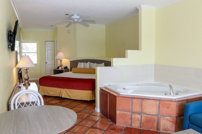 Imagen de la habitación del Hotel Jupiter Waterfront Inn. Foto 17