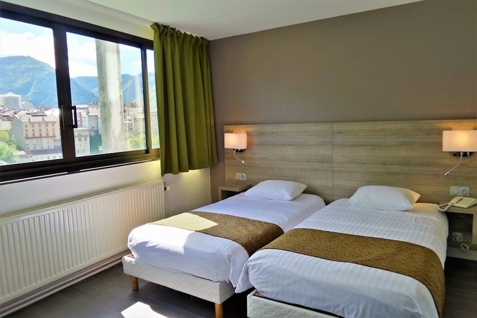 Imagen de la habitación del Hotel Jura. Foto 4