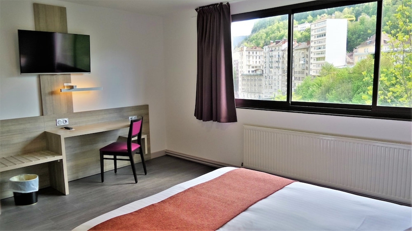 Imagen de la habitación del Hotel Jura. Foto 15