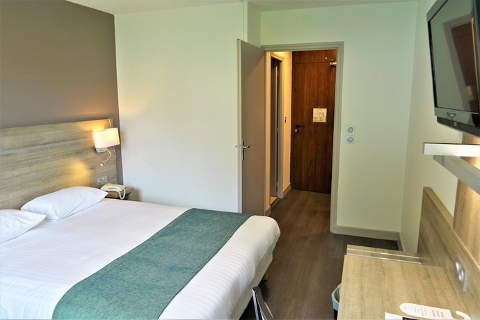 Imagen de la habitación del Hotel Jura. Foto 17