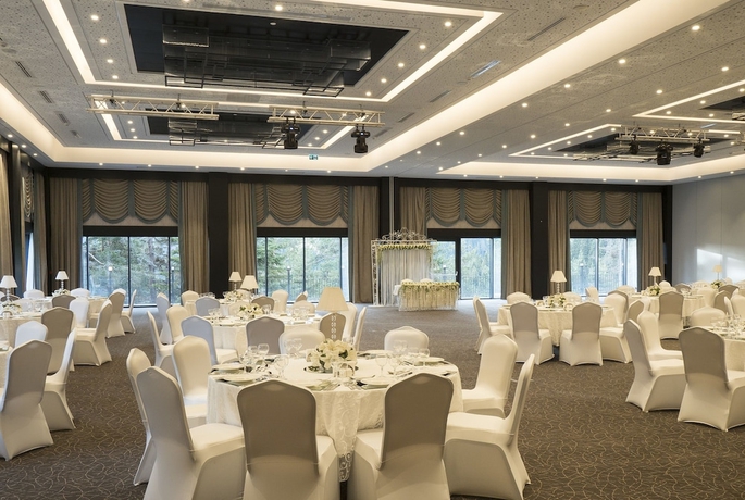 Imagen de los interiores del Hotel Jura Hotels Ilgaz Mountain Resort. Foto 15