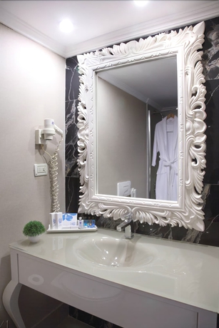 Imagen de la habitación del Hotel Jura Hotels Mavi Sürmeli Adana. Foto 15