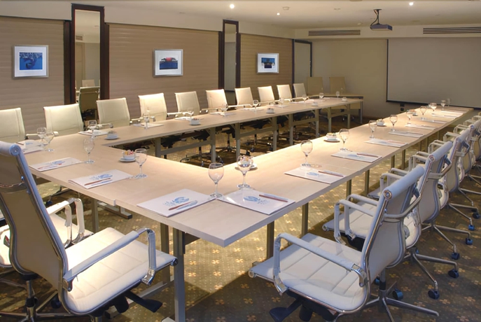 Imagen de los interiores del Hotel Jura Hotels Mavi Sürmeli Adana. Foto 18