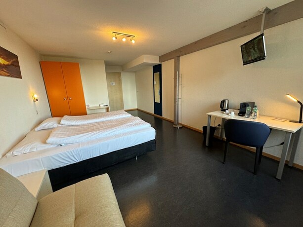 Imagen de la habitación del Hotel Jura Sport and Spa Resort. Foto 16