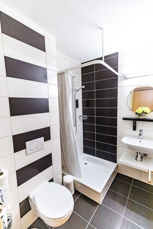 Imagen de la habitación del Hotel Jura Sport and Spa Resort. Foto 17