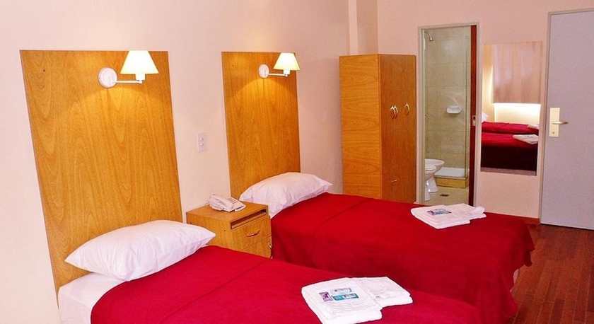 Imagen de la habitación del Hotel Juramento De Lealtad Townhouse. Foto 8