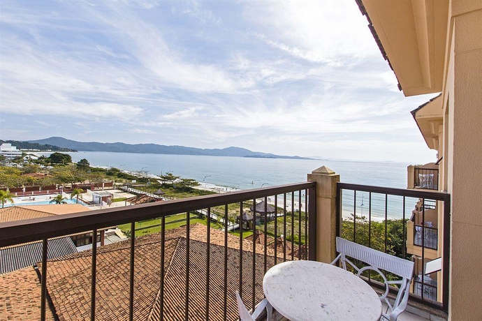 Imagen general del Hotel Jurer&ecirc; Beach Village. Foto 11