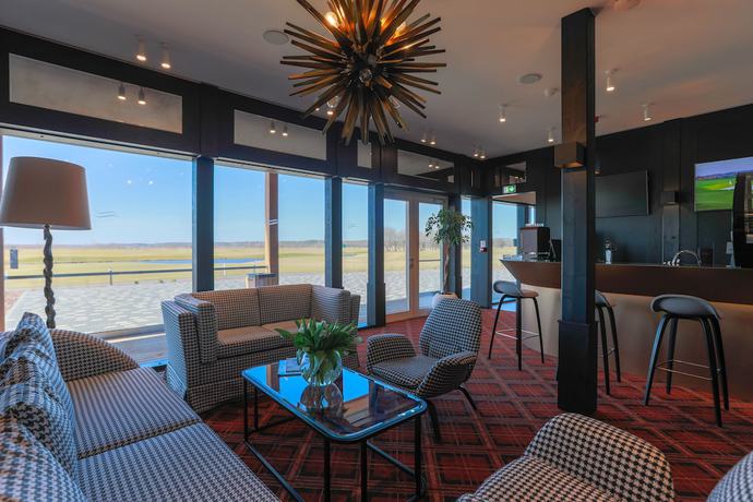 Imagen del bar/restaurante del Hotel Jurmala Golf Club and. Foto 4