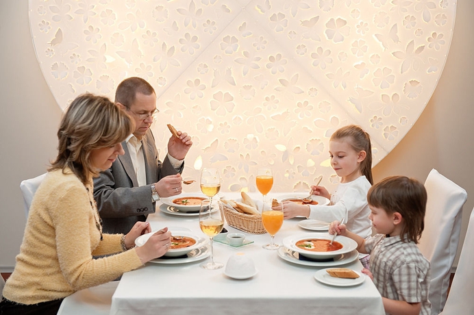 Imagen del bar/restaurante del Hotel Jurmala Spa and Conference Center. Foto 4