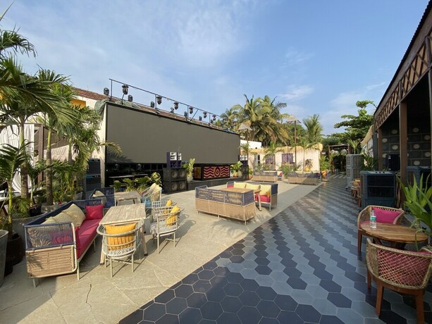 Imagen del bar/restaurante del Hotel Just B Boutique. Foto 21