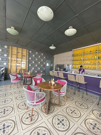 Imagen del bar/restaurante del Hotel Just B Boutique. Foto 22