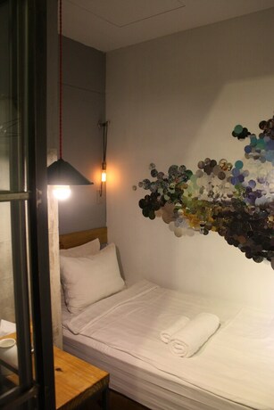 Imagen de la habitación del Hotel Just Inn Taipei. Foto 27