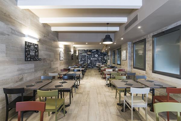 Imagen general del Hotel Just Milano. Foto 4