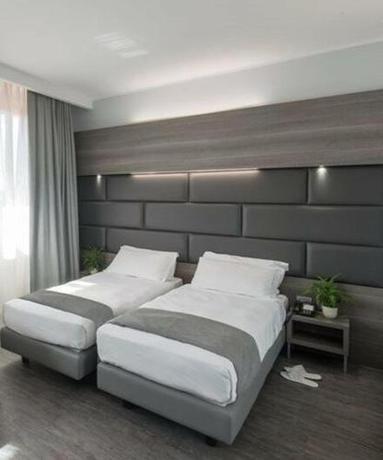 Imagen general del Hotel Just Saronno. Foto 1