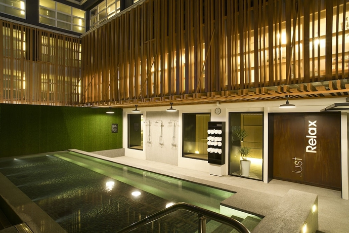 Imagen de la piscina del Hotel Just Sleep Jiao Xi. Foto 17