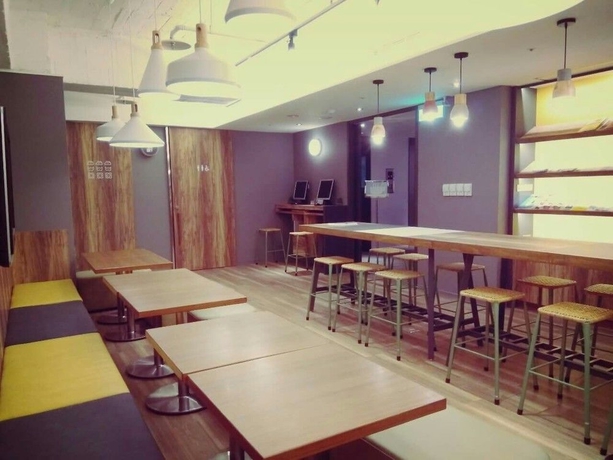 Imagen del bar/restaurante del Hotel Just Sleep Taipei Linsen. Foto 3