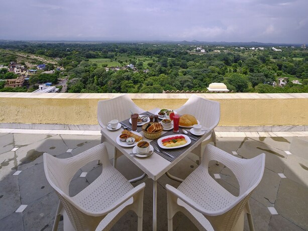 Imagen de la habitación del Hotel Justa Brij Bhoomi Nathdwara. Foto 19