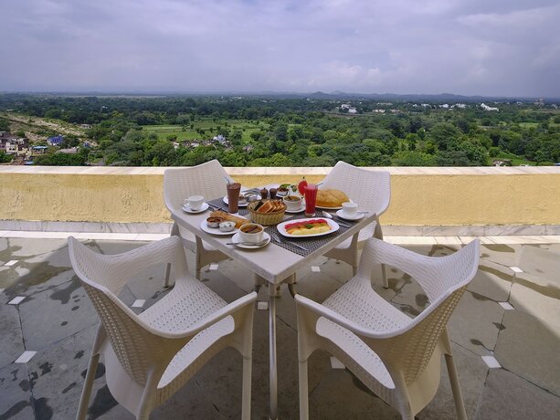 Imagen de la habitación del Hotel Justa Brij Bhoomi Nathdwara. Foto 24