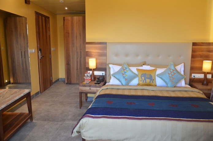 Imagen de la habitación del Hotel Justa Sajjangarh Resort and Spa. Foto 7