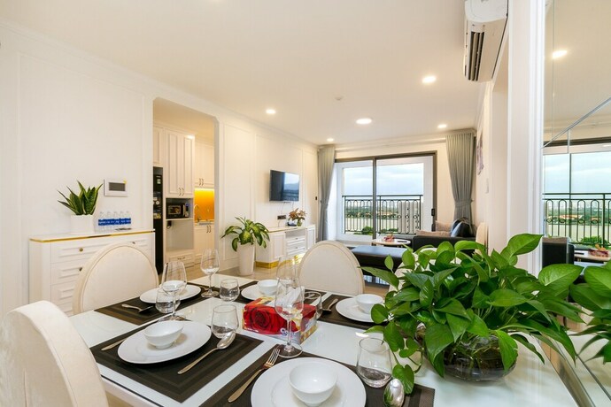 Imagen de la habitación del Hotel Justay Tresor Bach Dang River. Foto 32