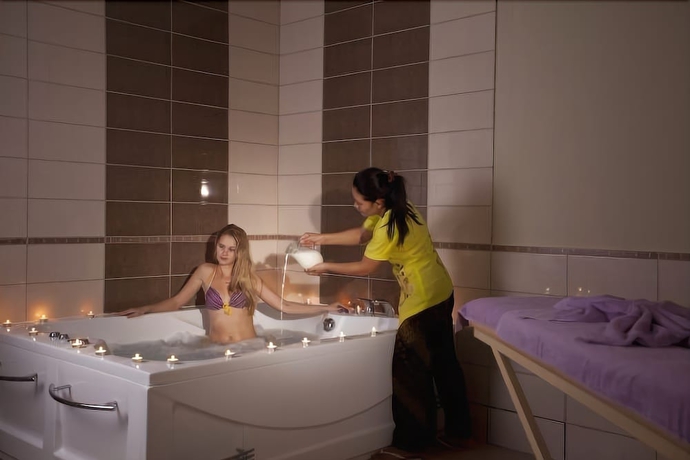 Imagen de la piscina del Hotel Justiniano Club Park Conti &ndash; All Inclusive. Foto 19