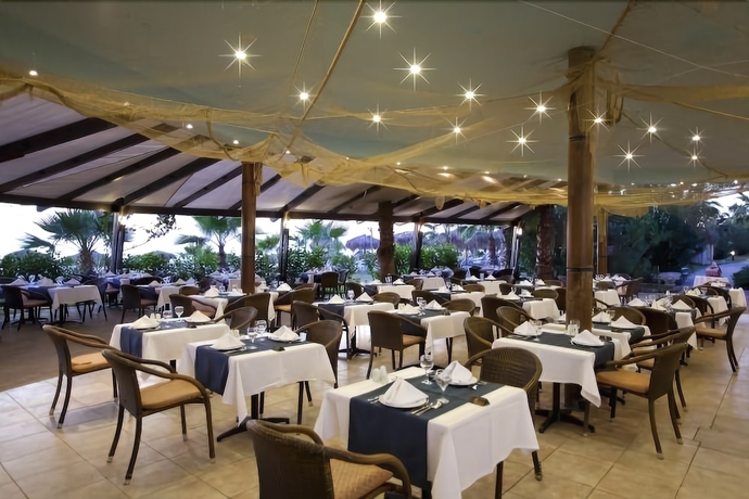 Imagen del bar/restaurante del Hotel Justiniano Club Park Conti &ndash; All Inclusive. Foto 2