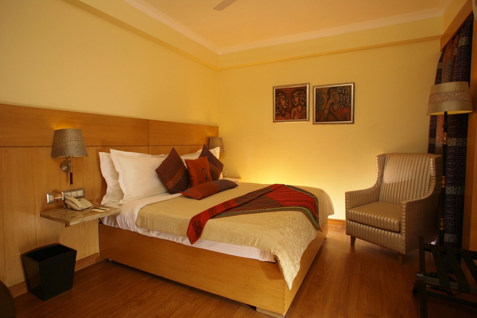 Imagen de la habitación del Hotel J&uuml;sta Panchsheel Park. Foto 9