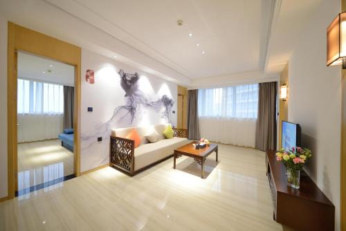 Imagen general del Hotel Juzhi Herton. Foto 2