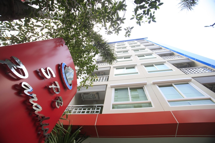 Imagen de los exteriores del Hotel Juzi. Foto 4