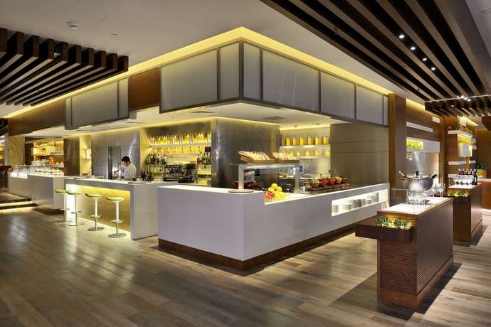 Imagen del bar/restaurante del Hotel Jw Marriott Absheron Baku. Foto 2