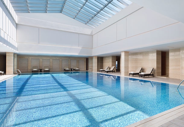 Imagen de la piscina del Hotel Jw Marriott Beijing Central. Foto 6