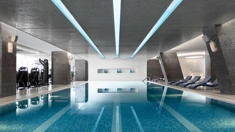 Imagen de la piscina del Hotel Jw Marriott Beijing. Foto 22