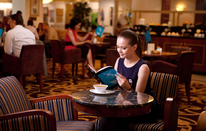 Imagen del bar/restaurante del Hotel Jw Marriott Bucharest Grand. Foto 3