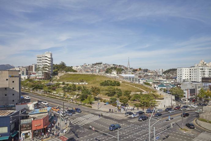 Imagen de los exteriores del Hotel Jw Marriott Dongdaemun Square Seoul. Foto 12