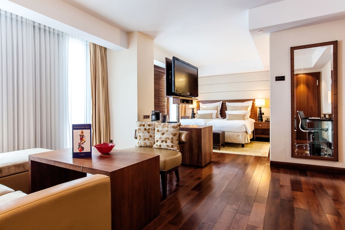 Imagen de la habitación del Hotel Jw Marriott Frankfurt. Foto 8