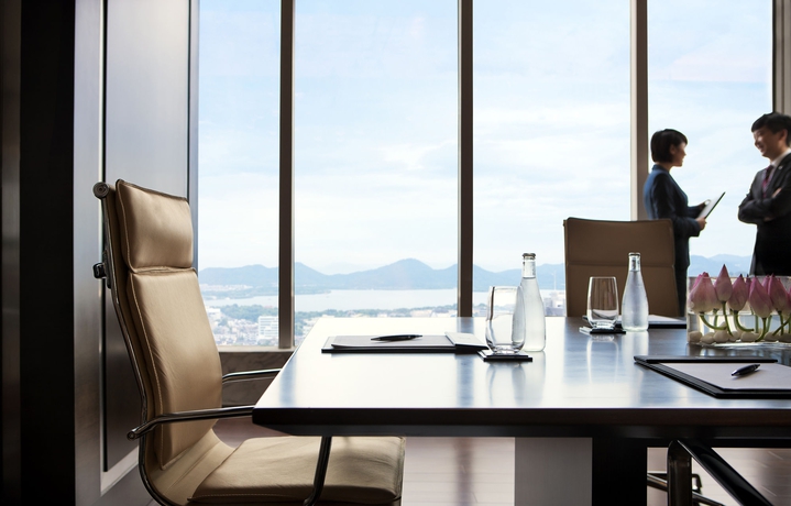 Imagen de los interiores del Hotel Jw Marriott Hangzhou. Foto 9