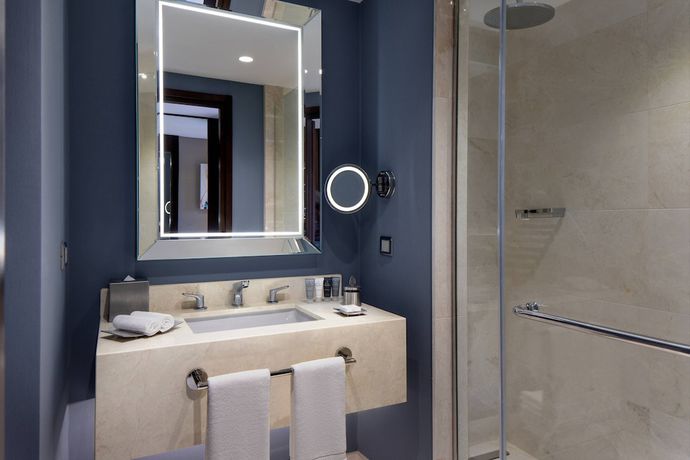 Imagen de la habitación del Hotel Jw Marriott Istanbul Bosphorus. Foto 4