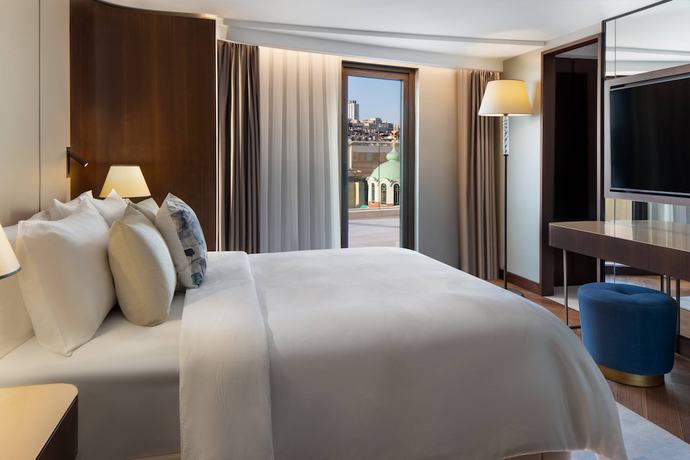 Imagen de la habitación del Hotel Jw Marriott Istanbul Bosphorus. Foto 5