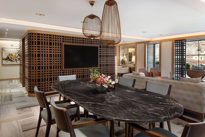 Imagen de la habitación del Hotel Jw Marriott Istanbul Bosphorus. Foto 9