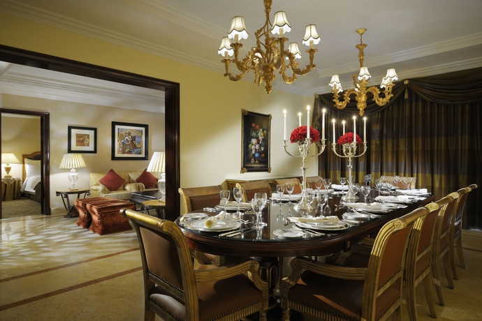 Imagen de la habitación del Hotel Jw Marriott Kuwait City. Foto 6