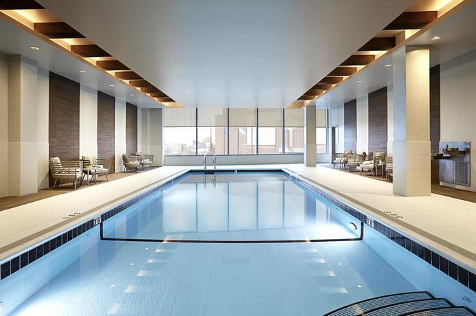 Imagen de la piscina del Hotel Jw Marriott Minneapolis Mall Of America. Foto 12