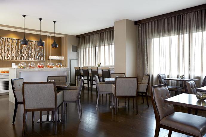 Imagen del bar/restaurante del Hotel Jw Marriott Minneapolis Mall Of America. Foto 3