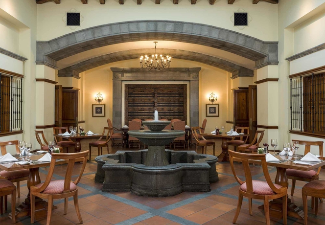 Imagen del bar/restaurante del Hotel Jw Marriott Quito. Foto 4