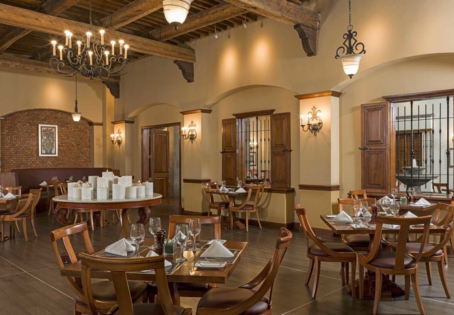 Imagen del bar/restaurante del Hotel Jw Marriott Quito. Foto 5