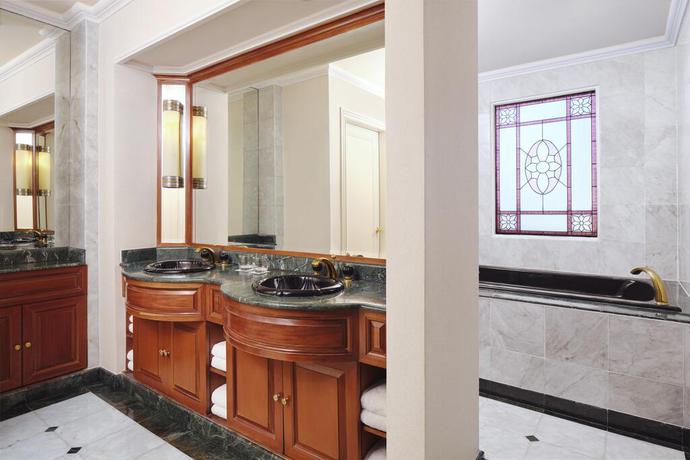 Imagen de los interiores del Hotel Jw Marriott Surabaya. Foto 8