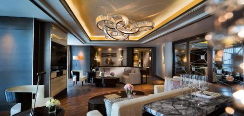 Imagen de los interiores del Hotel Jw Marriott Zhengzhou. Foto 9